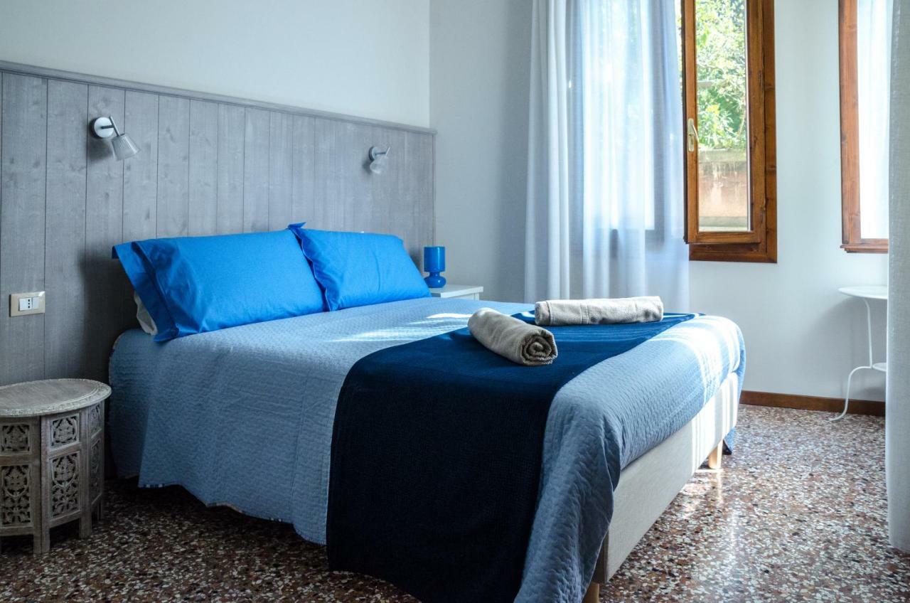 Appartamento Azzurro Two Bathrooms Βενετία Εξωτερικό φωτογραφία